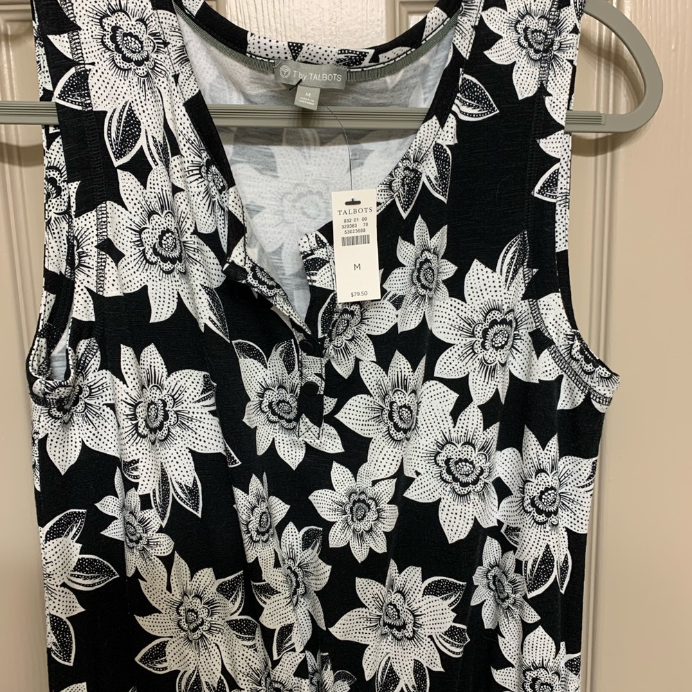 Black & white floral dress with rounded hem, M